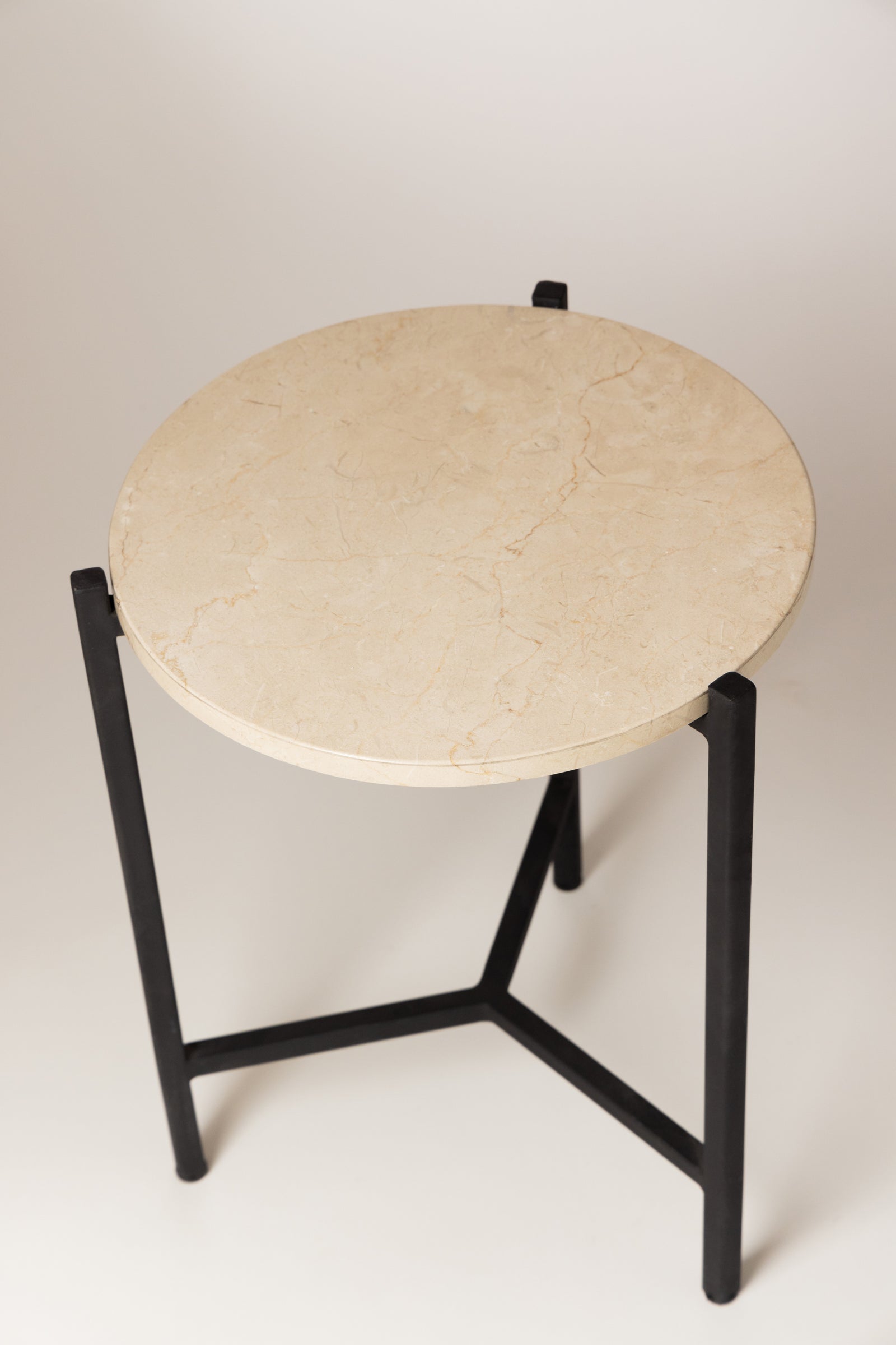 Joelle Side table