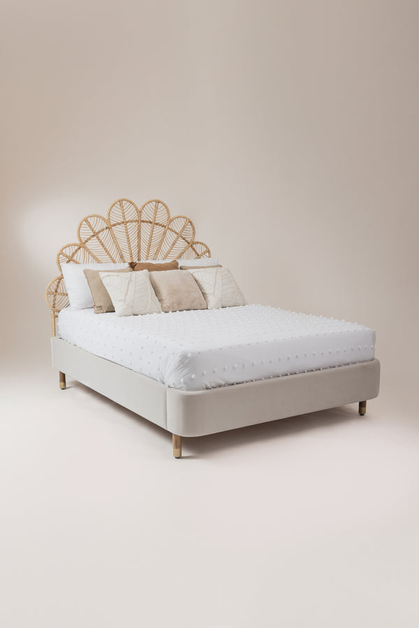 Rose Bed - Rattan Palm
