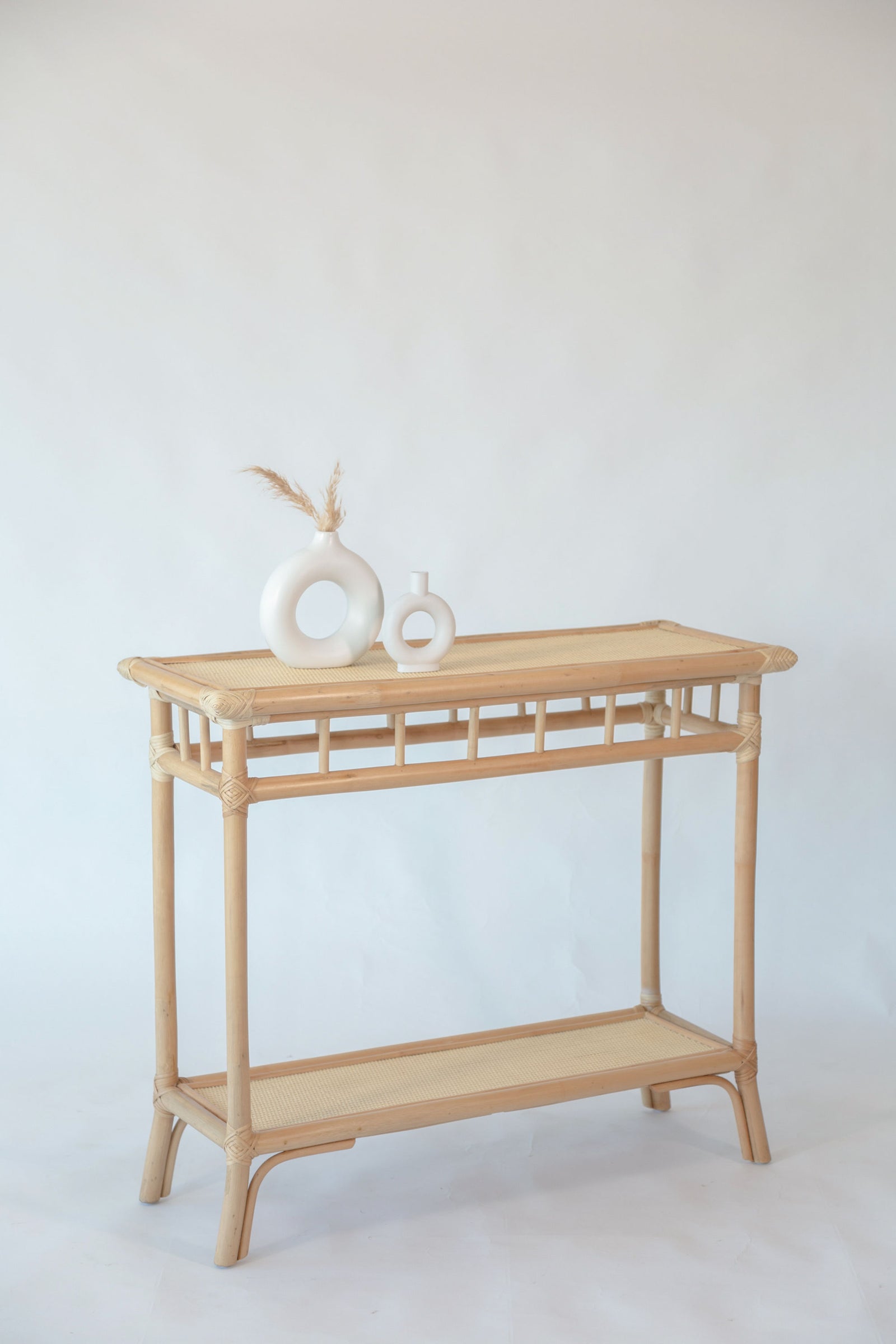 Capri console