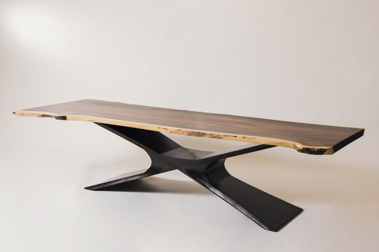 Izan table
